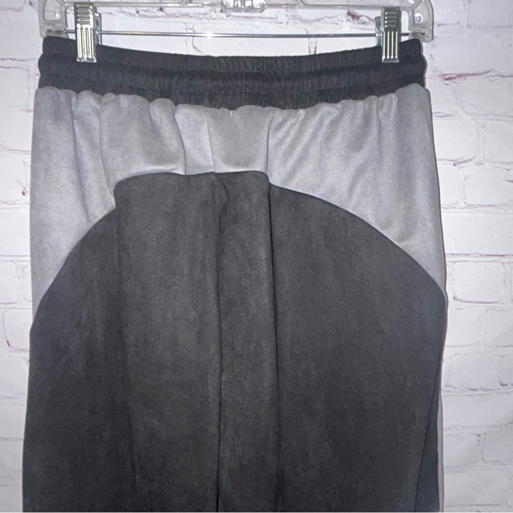 AELFRIC EDEN REFLECTIVE STRIP
TRACK PANTS Size M NWT‎ - Picture 6 of 9